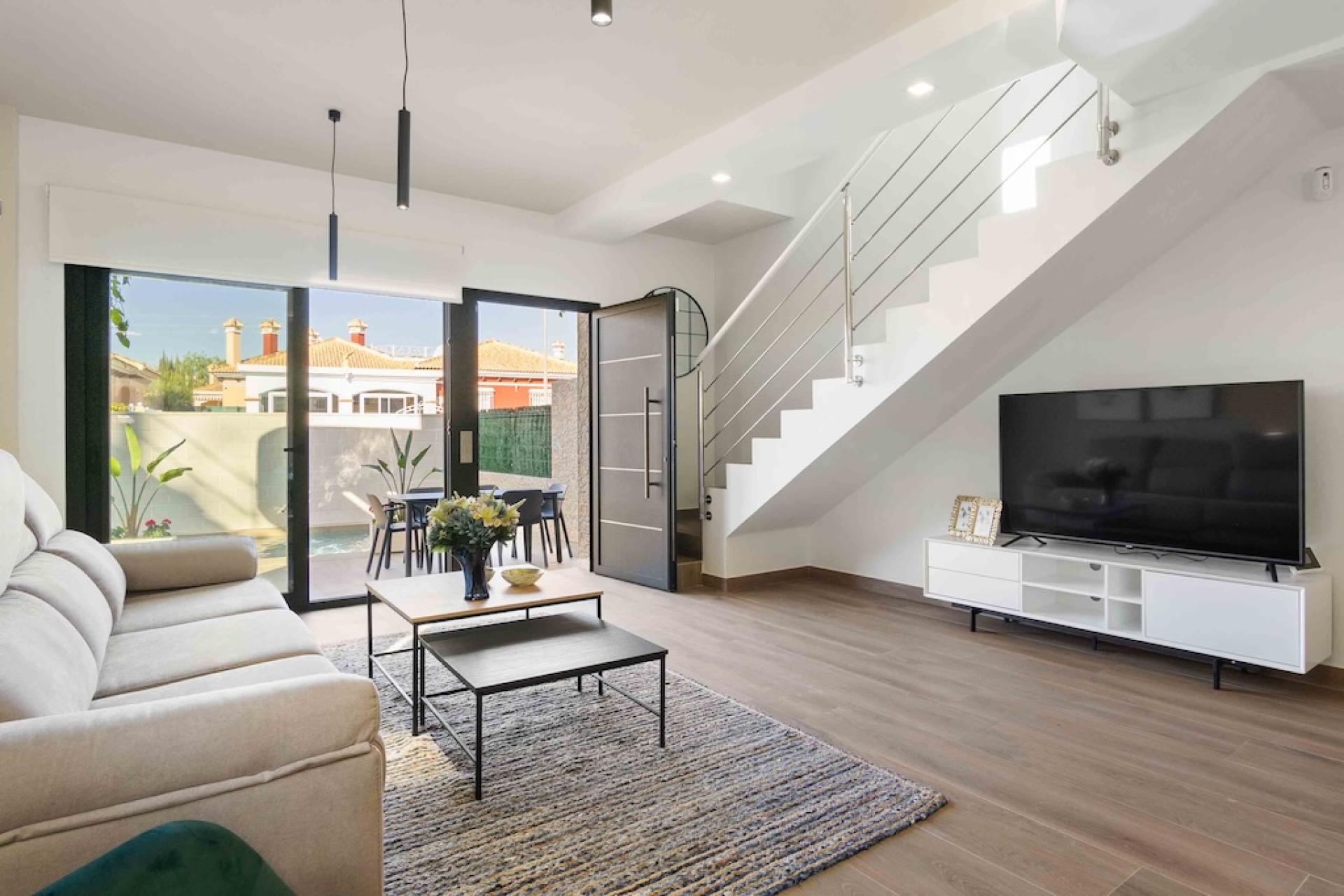 3 !bedroom Segment w zabudowie bliźniaczej ! EN Los Montesinos in Medvilla Spanje