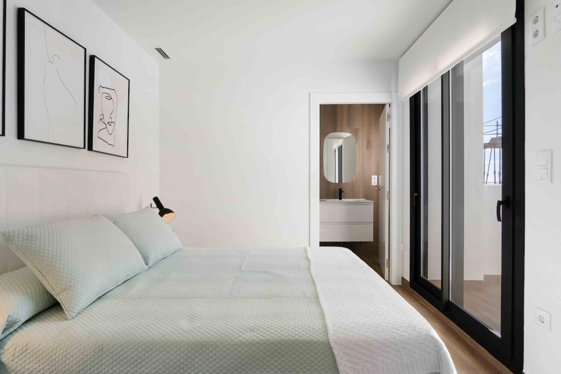 3 !bedroom Segment w zabudowie bliźniaczej ! EN Los Montesinos in Medvilla Spanje