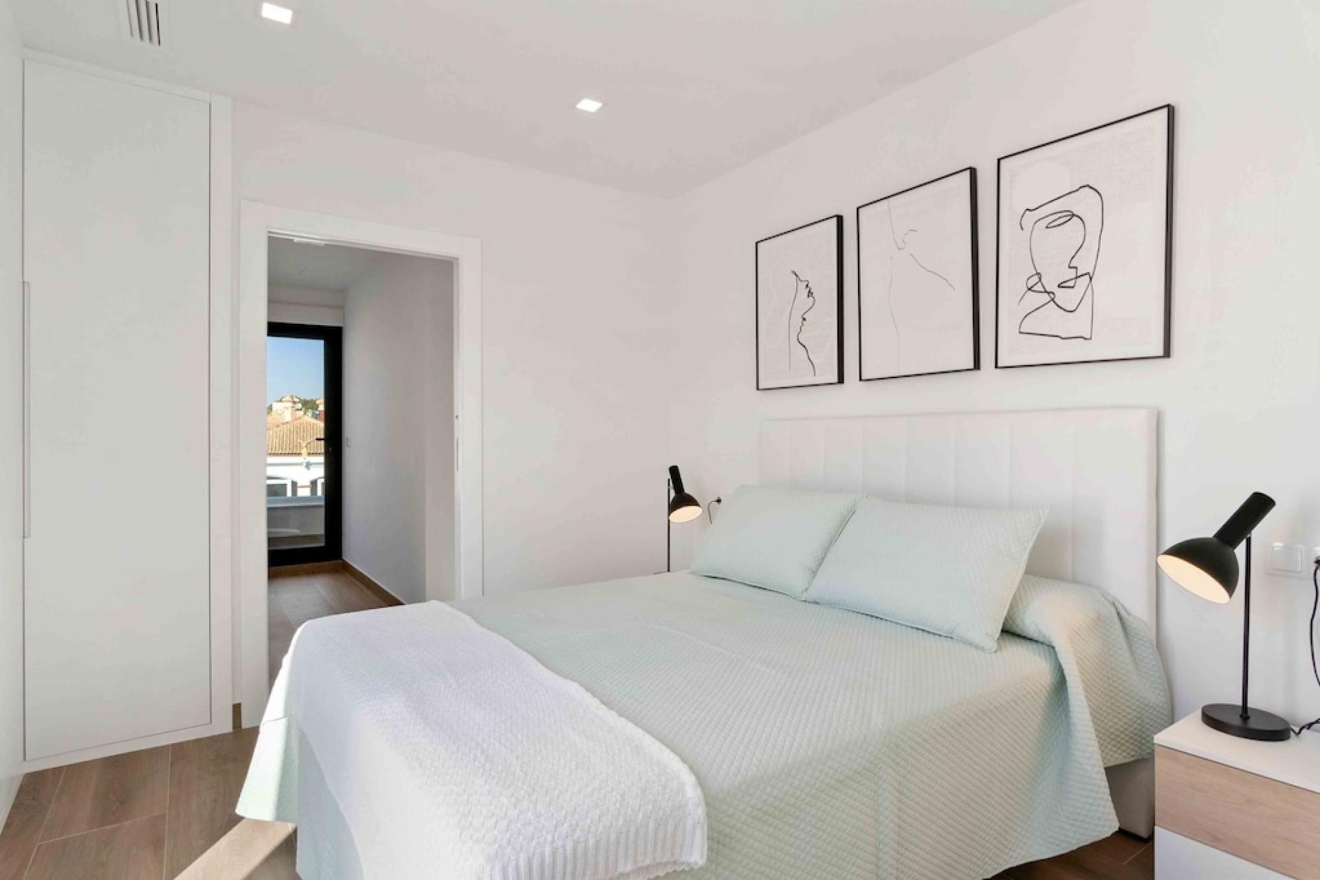 3 !bedroom Segment w zabudowie bliźniaczej ! EN Los Montesinos in Medvilla Spanje