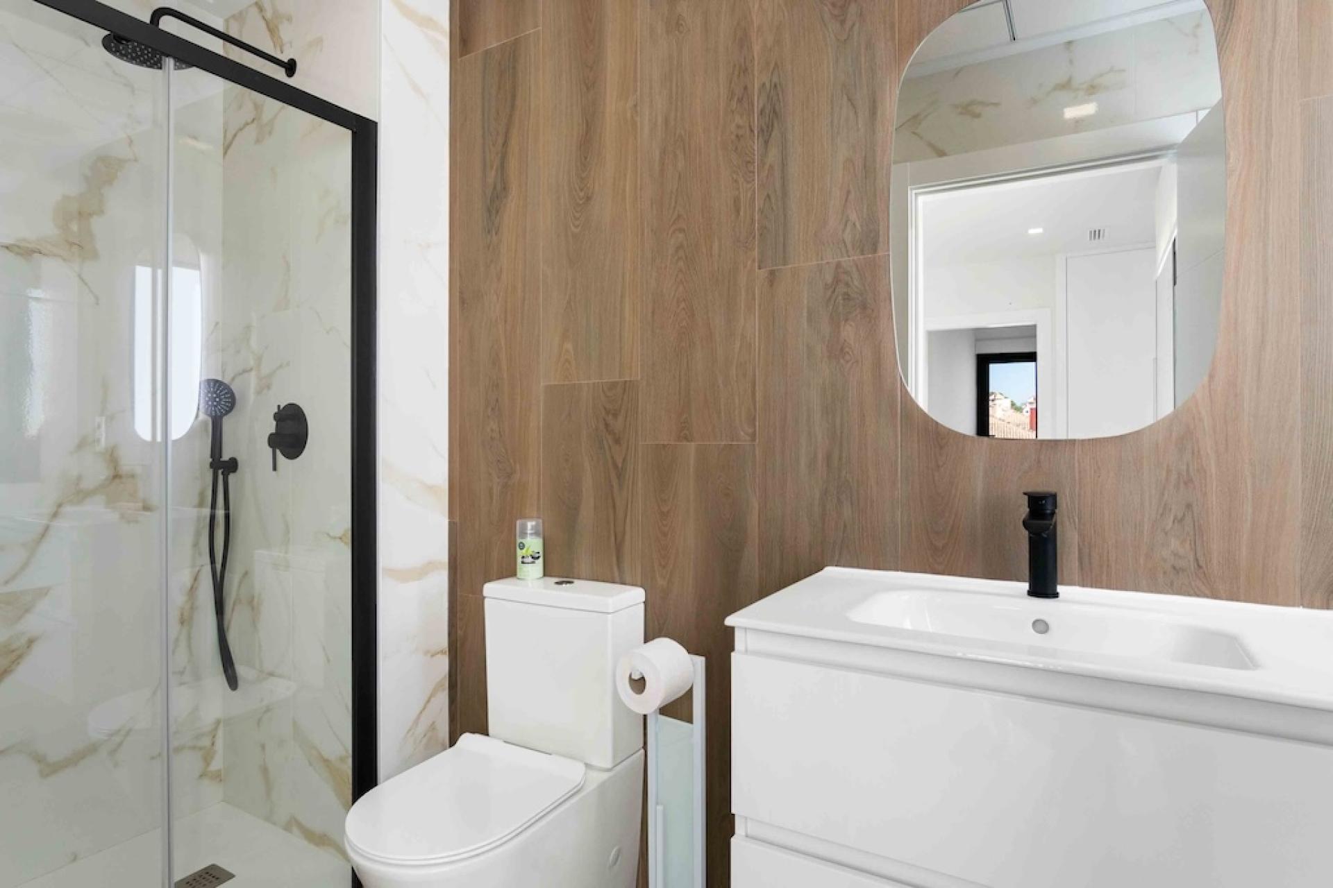 3 !bedroom Segment w zabudowie bliźniaczej ! EN Los Montesinos in Medvilla Spanje