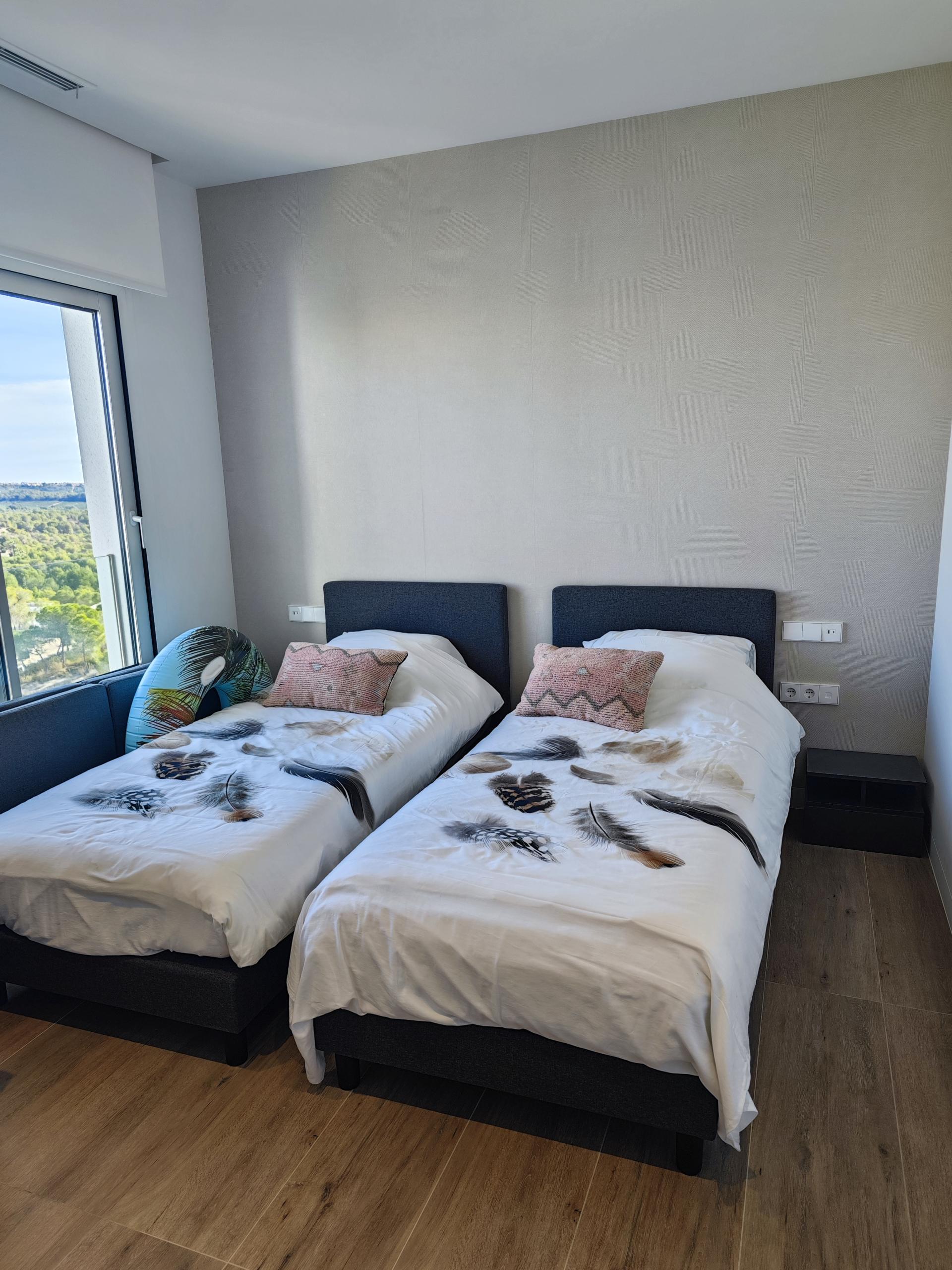 Luksusowy apartament na sprzedaż przy Las Colinas Golf in Medvilla Spanje