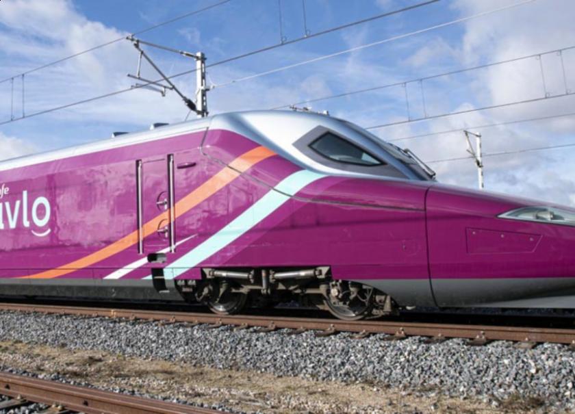 Tani pociąg dużych prędkości między Murcją a Madrytem in Medvilla Spanje