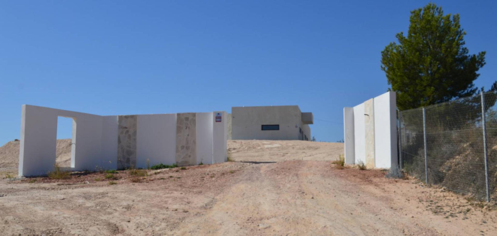 Wolnostojąca willa z basenem w budowie w La Romana in Medvilla Spanje