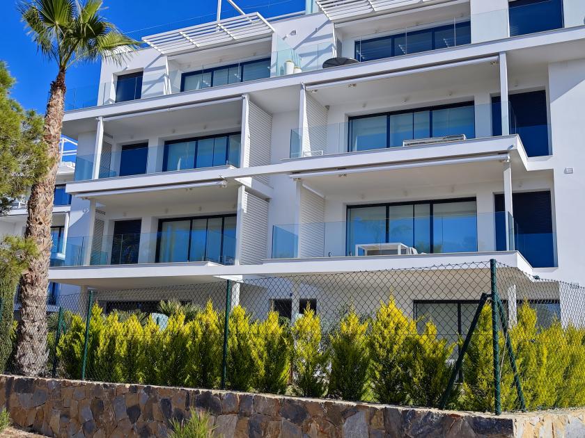 Luksusowy apartament na sprzedaż przy Las Colinas Golf in Medvilla Spanje